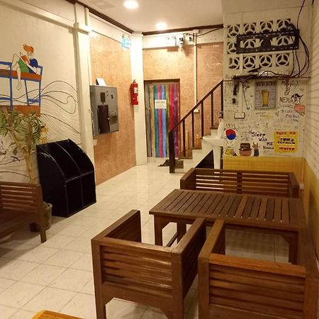 Sleepwith Me Hostel Bangkok Extérieur photo